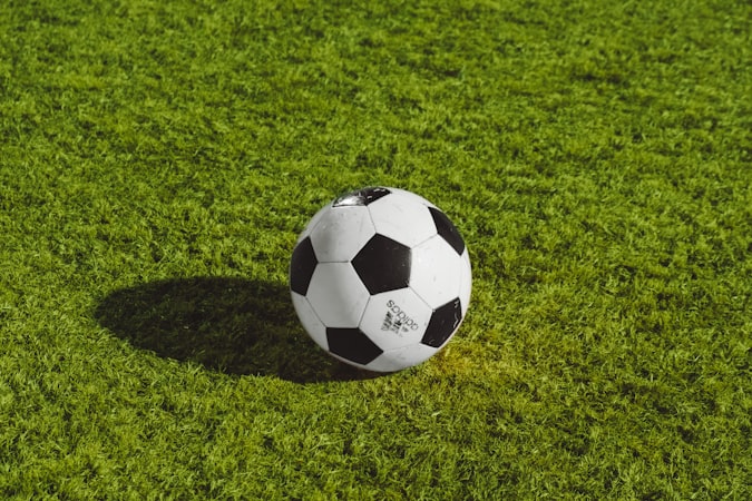 欧洲杯2024小组赛抽签结果分析与各队出线形势预测